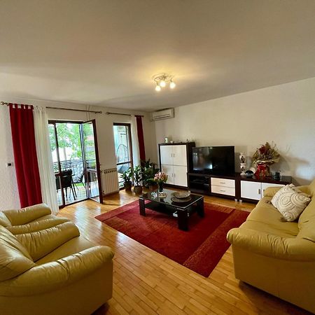 Apartment Adri Rovigno Esterno foto