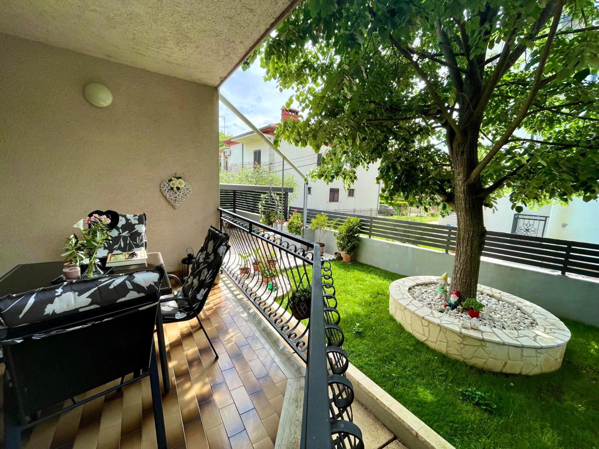 Apartment Adri Rovigno Esterno foto